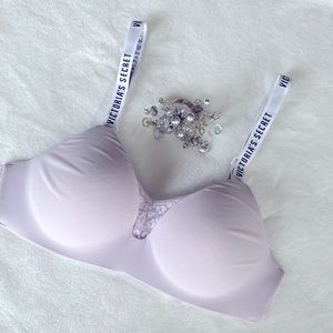 Victoria's Secret  34B lavender sports bra
